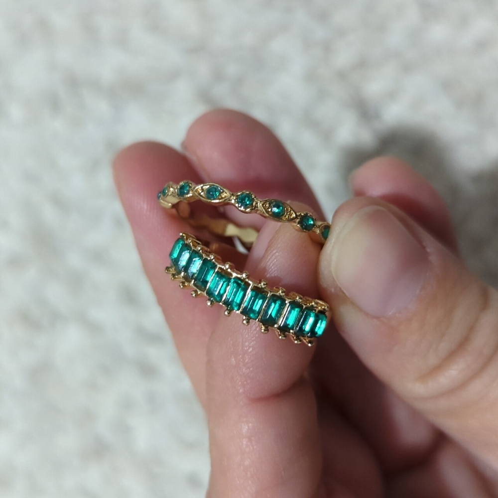 Green stone costume rings jewelry